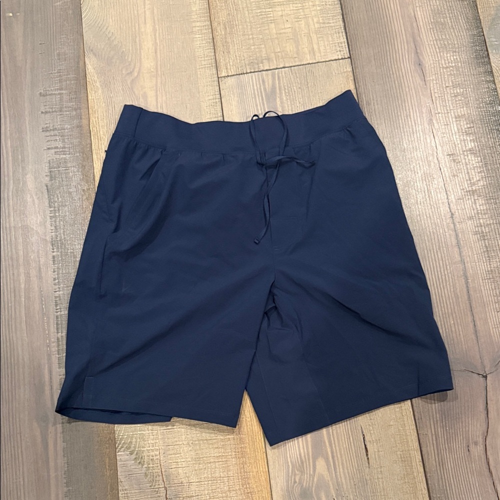 ALO Yoga Dark Blue Shorts